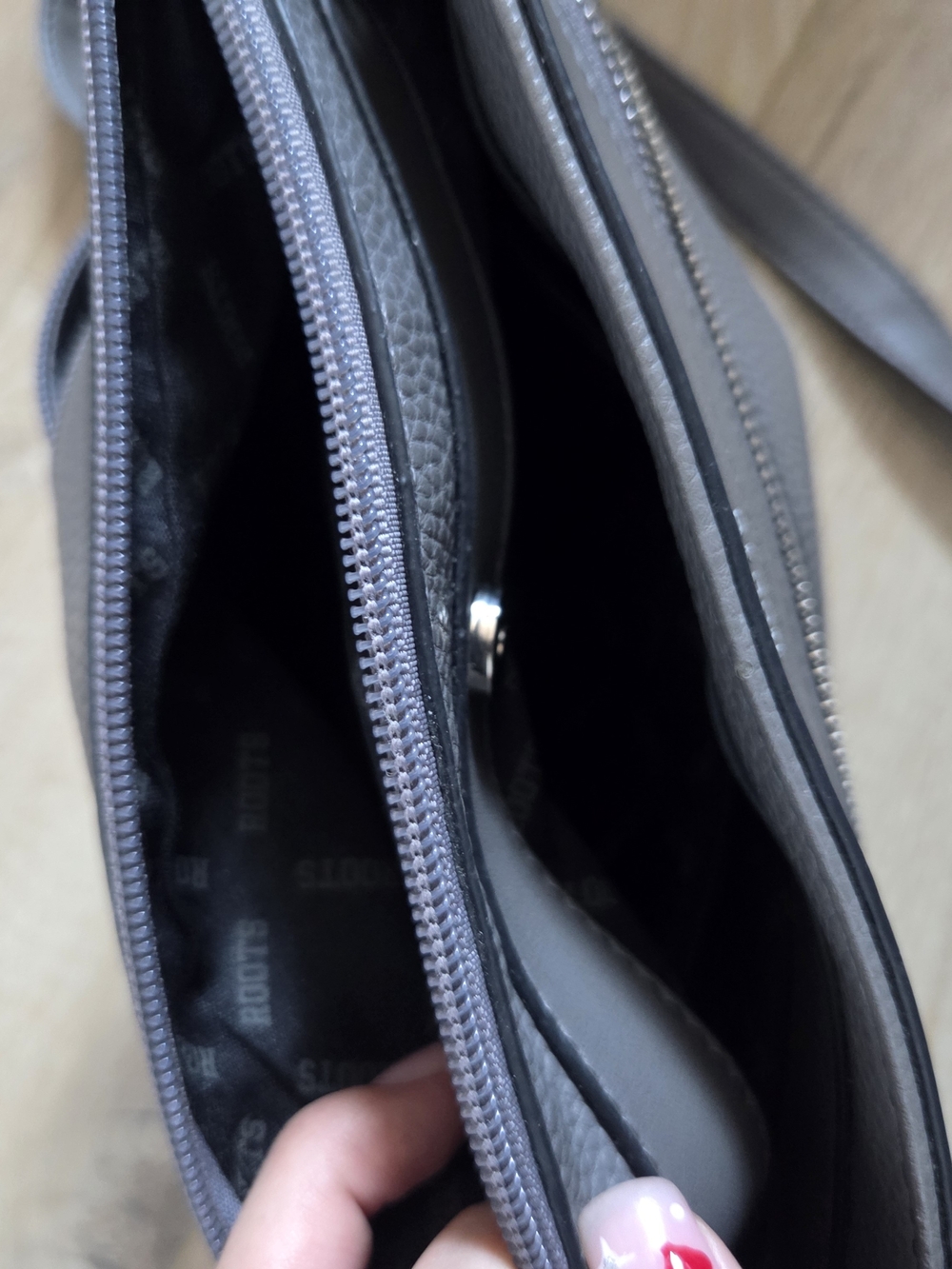 ROOTS Crossbody Bag - Picture 6 of 9